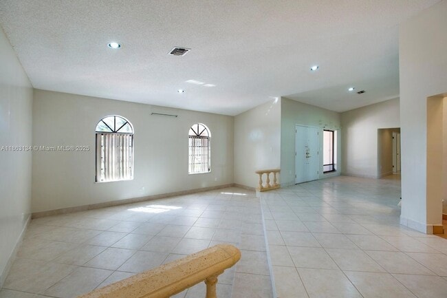 Building Photo - 161 SW 129th Ave