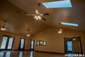 Building Photo - 923 Midnight Dr