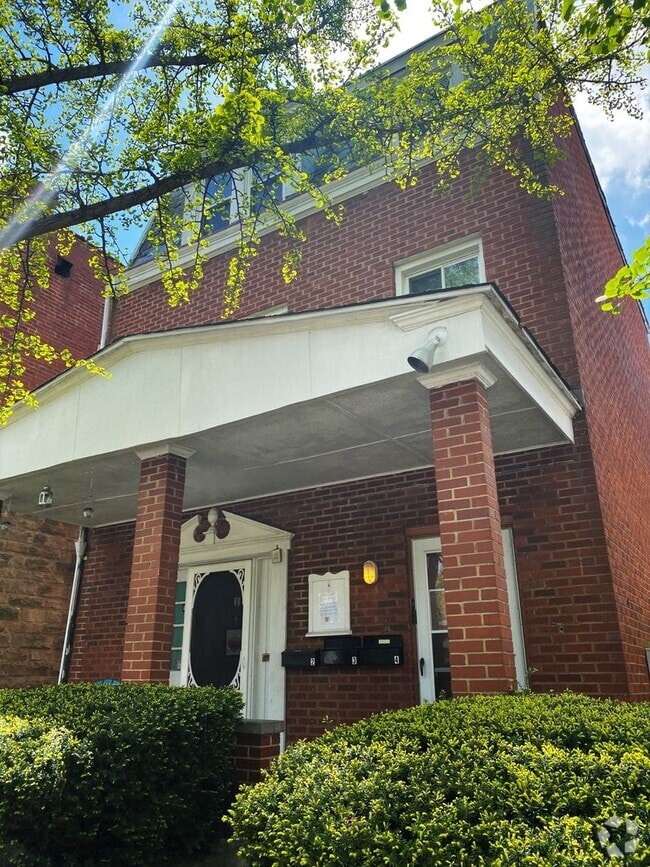Building Photo - Highland Park - Apartments For Rent In Pit...