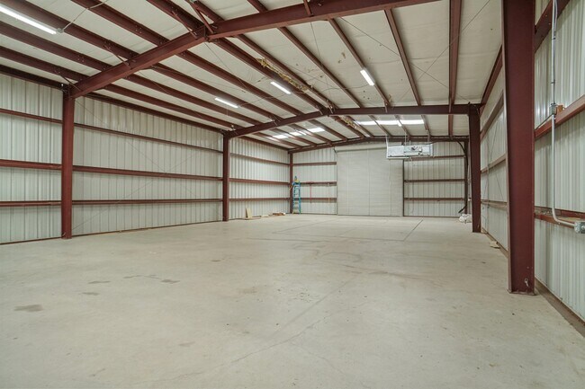 Building Photo - 13297 Roanoke Rd