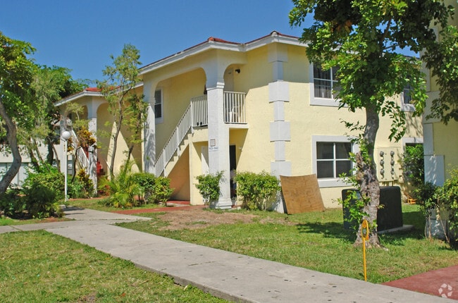 Building Photo - Normandy Terrace Apartments