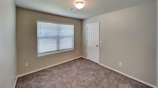 Building Photo - 5220 Mac Rd