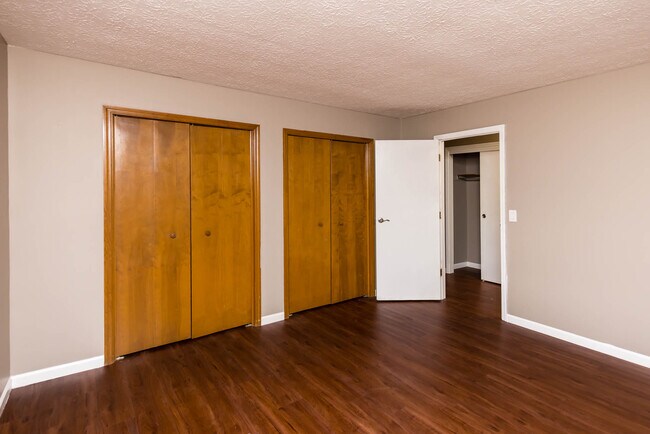 Building Photo - 5497 Archway Dr