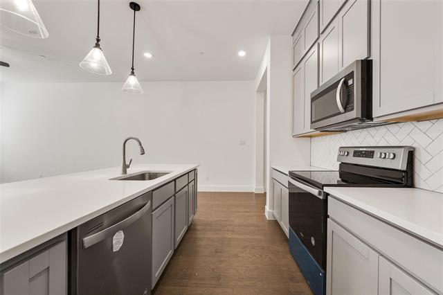 Building Photo - 1059 Maverick Dr