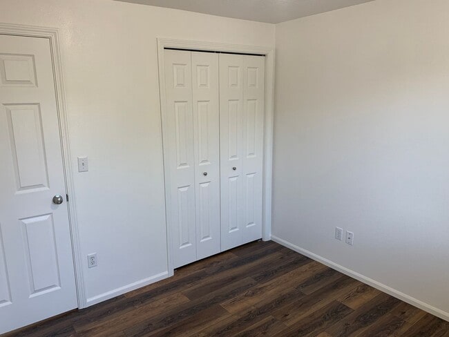 Building Photo - Newly updated 3-bedroom, 2-bathroom duplex...