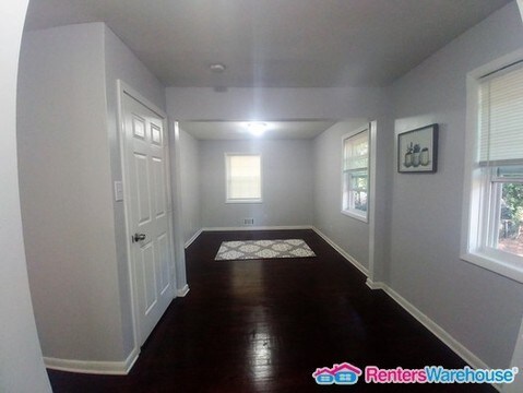Building Photo - 2574 Brentford Pl