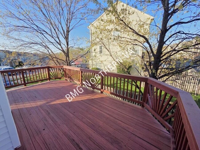 Building Photo - 12108 Wallower Way