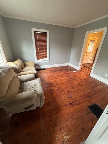 Living Room - 16 Pine St