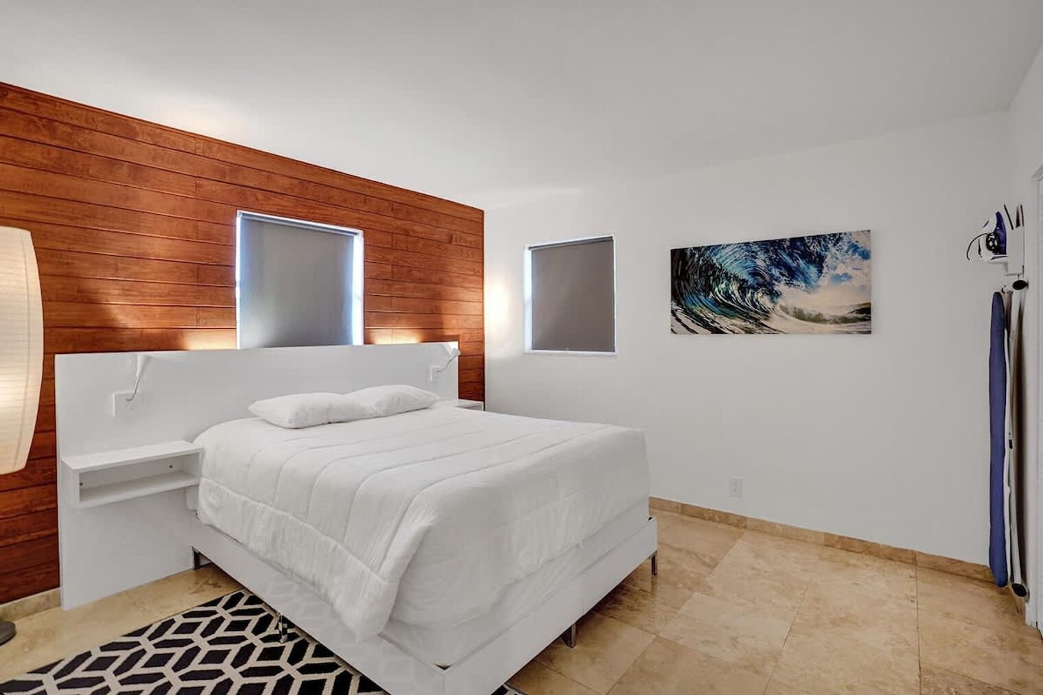 Building Photo - 3215 NE 7th St