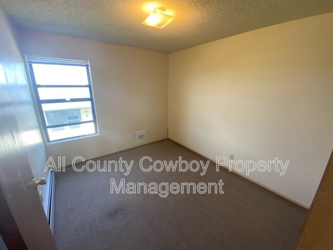 Building Photo - 3330 Joanna Brunner St