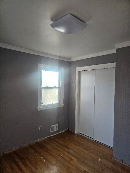 Building Photo - 10310 Nall Ave