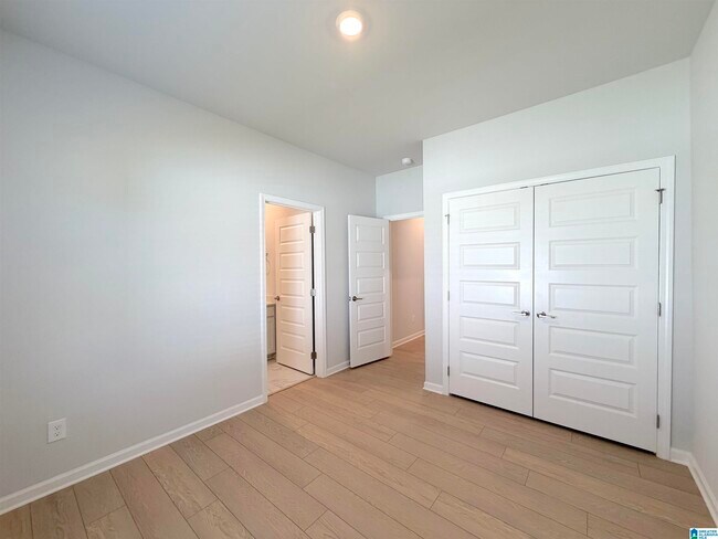 Building Photo - 234 Granby Ln