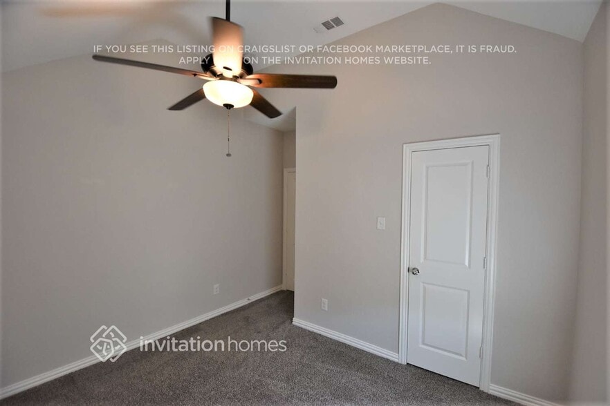 Building Photo - 14913 Blakely Wy