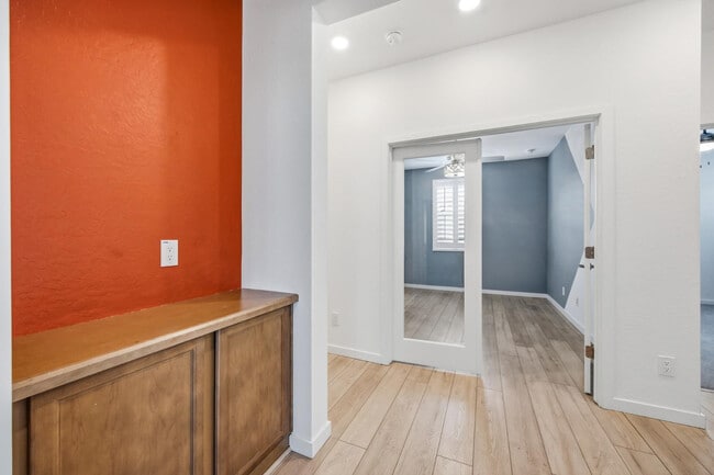 Building Photo - 4834 S Ferric