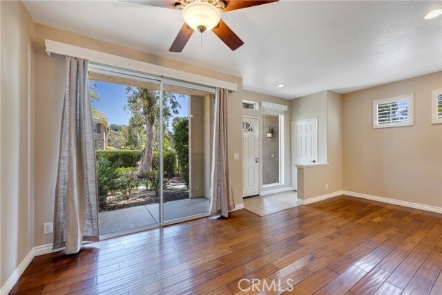 Building Photo - 1082 S St Tropez Ave
