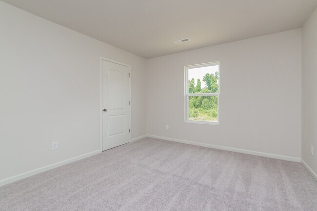 Building Photo - 1054 Manor Dr, Rocky Mount, NC