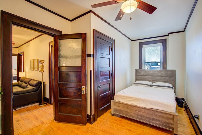 Building Photo - 1253 Williamson St