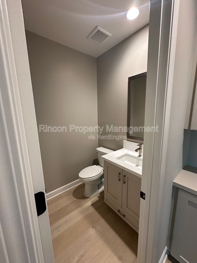 Building Photo - 97 S Nevada Ave