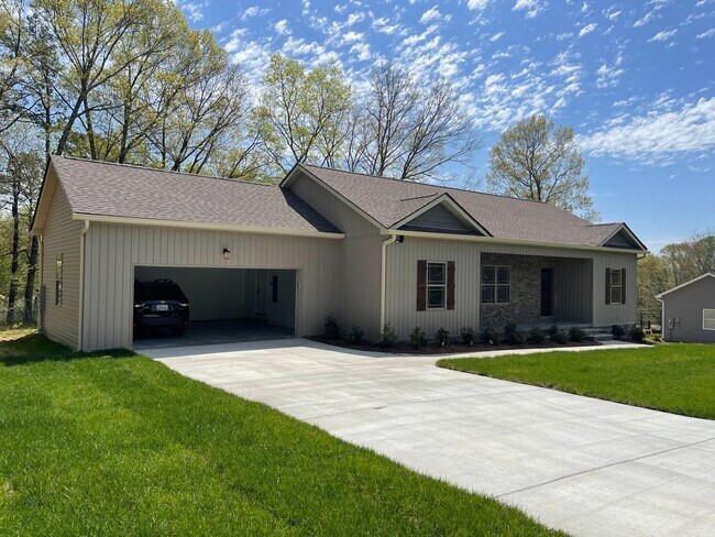 Building Photo - Available NOW! Charming 3 Bedroom, 2 Bathroom Home — Built in 2021