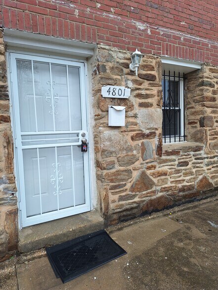 Primary Photo - 4801 Beaufort Ave