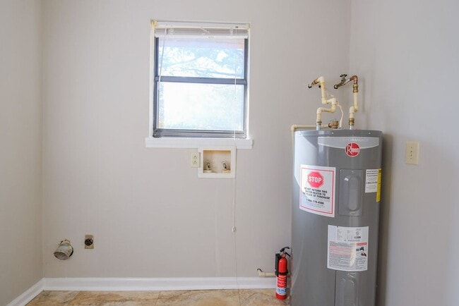 Building Photo - 119 St Andrews Ct