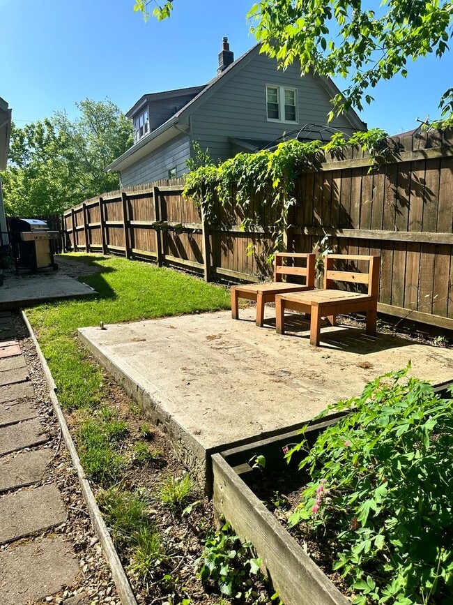 Building Photo - Great Newly Remodeled 3 bed in Madisonvill...