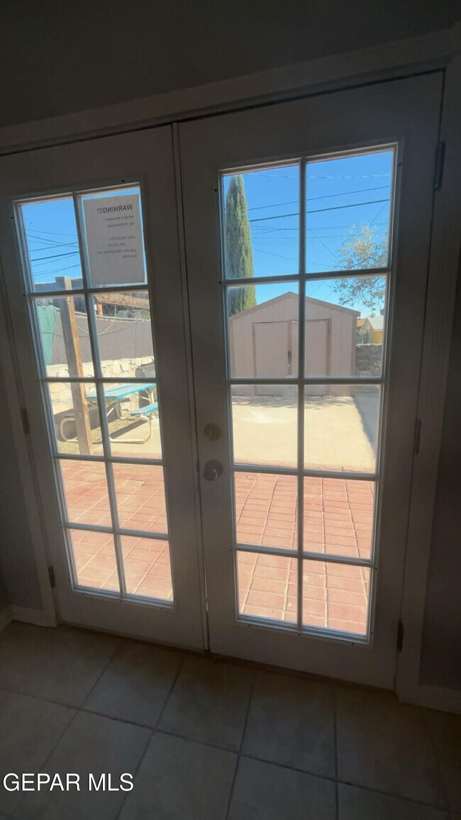 Building Photo - 8804 Kenneth St