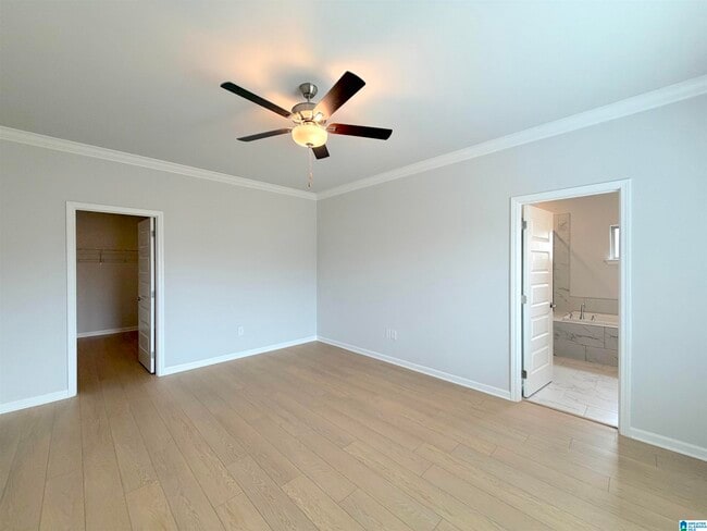 Building Photo - 204 Stockyard Cir