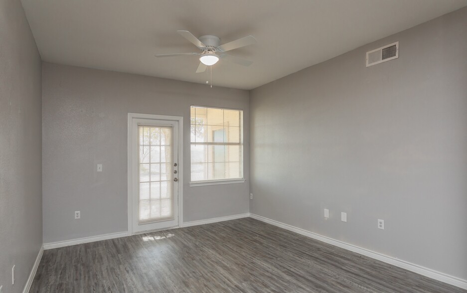 Marshall Meadows Apartment Homes - 1803 Marshall San Antonio TX 78214 ...