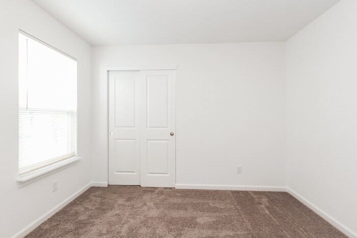 Building Photo - 1364 Delacorte Cir
