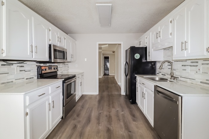 Building Photo - 518 Baronne St