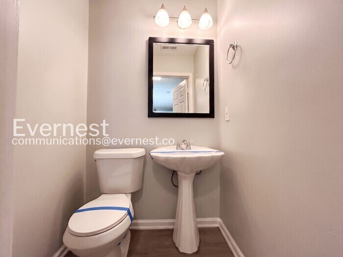 Building Photo - 3868 Leyland Dr