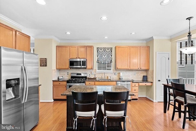 Building Photo - 42968 Chesterton St