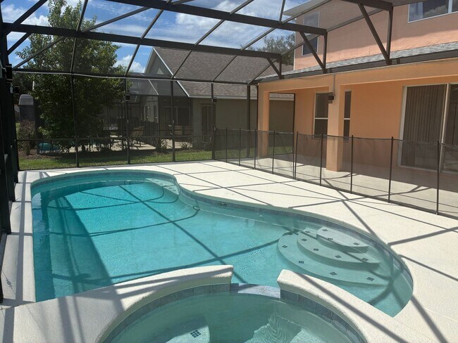 Building Photo - 2641 Emerald Island Blvd