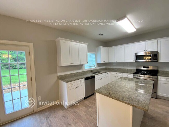 Building Photo - 2517 Mockingbird Ln