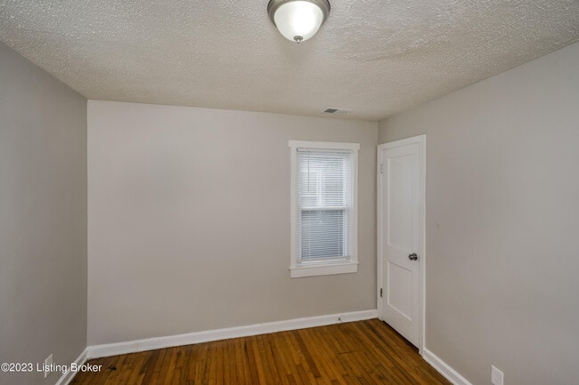 Building Photo - 3002 Penway Ave