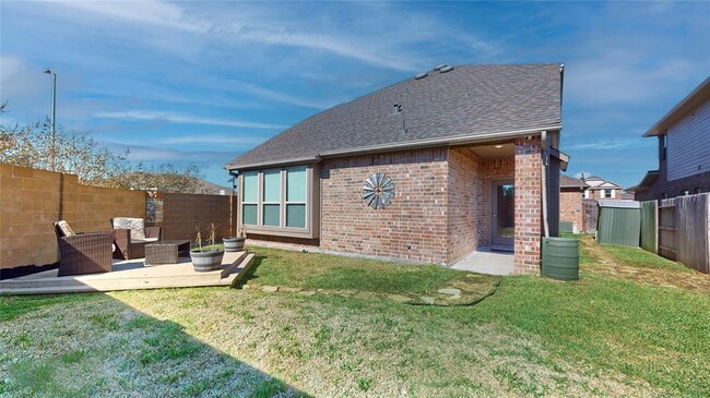 Building Photo - 32927 Silver Mdw Wy