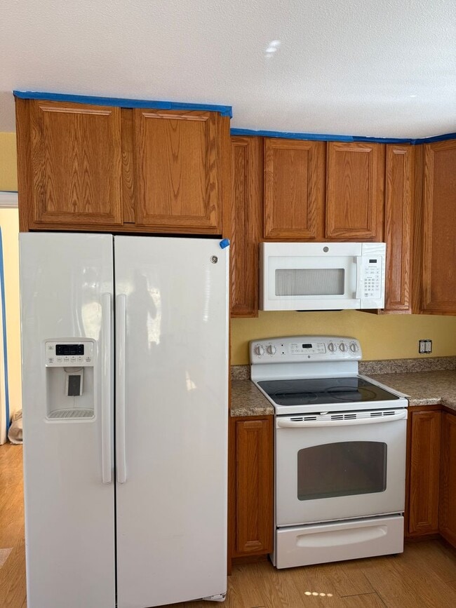 Building Photo - QUAINT UPDATED ADU IN THE COUNTRY