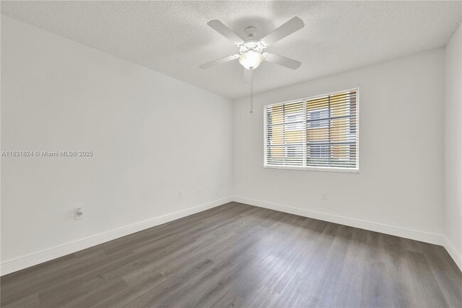 Building Photo - 2080 W Preserve Way