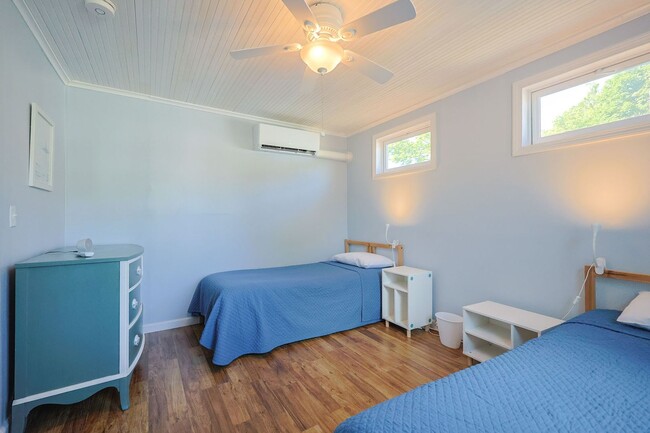Building Photo - WINTER RENTAL:  Twin Lights