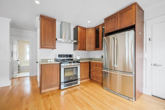 Building Photo - 22-24 Ellison Avenue Unit 24