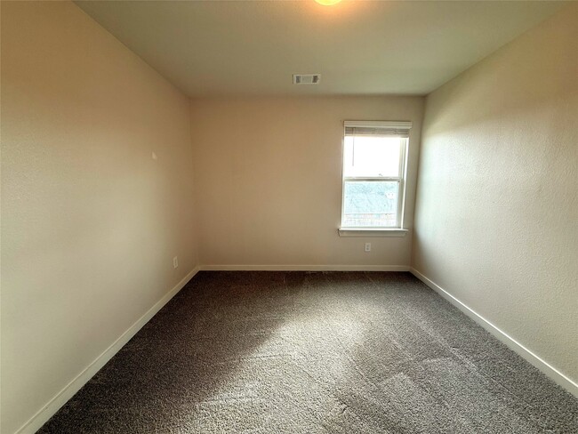Building Photo - 204 Brks Mnr Ct