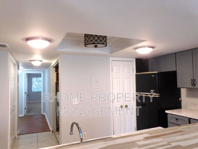 Building Photo - 3093 Westwood Way