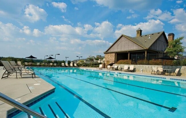 Building Photo - 2189 Old Georgian Terrace