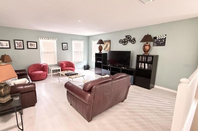 Building Photo - 645 Kettering Rd