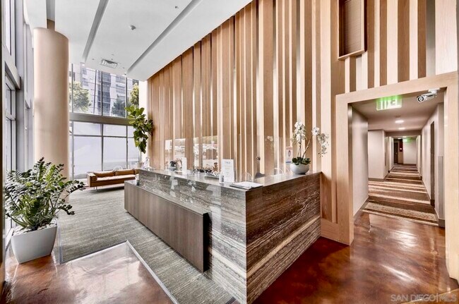 Lobby - 1240 India St