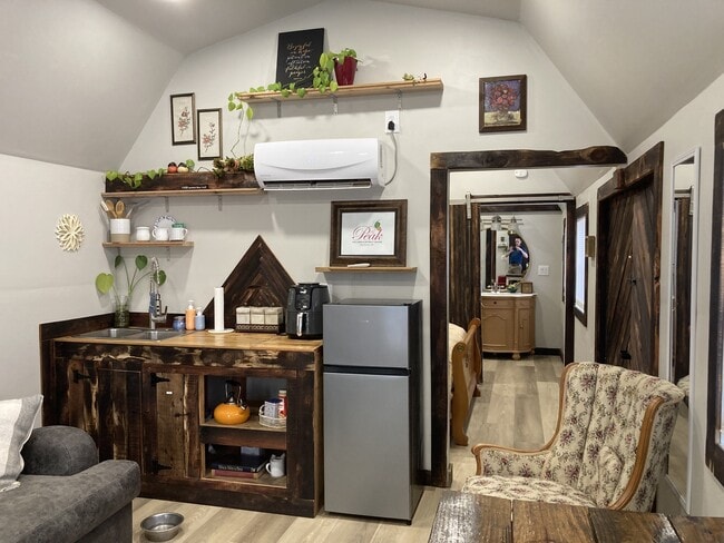 Building Photo - 2924 Richmond Way