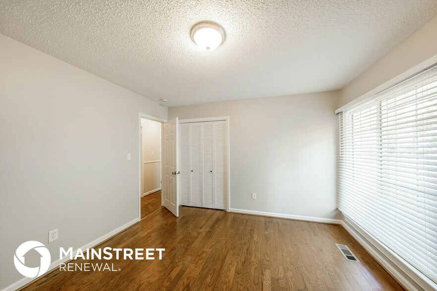 Building Photo - 1460 Cross Path Dr