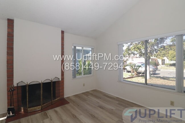 Building Photo - Spacious 4 Bedroom Home in Prime Mira Mesa Location- MOVE IN SPECIAL $300 OFF FIRST MONTH'S RENT!!