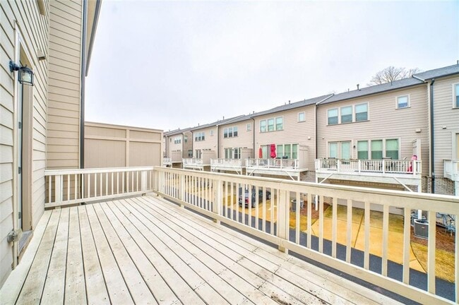 Building Photo - 2510 Great Silver Fir Aly